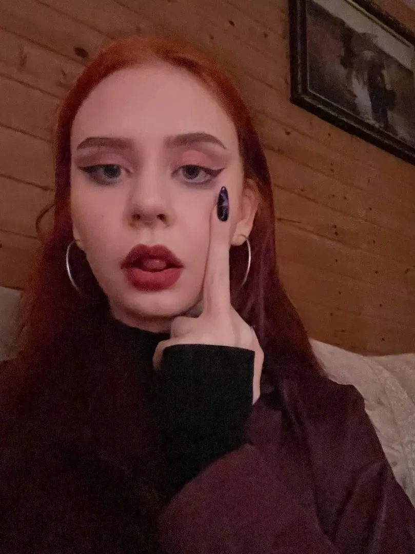 Avatar of Your bitchy girlfriend got really drunk at the party