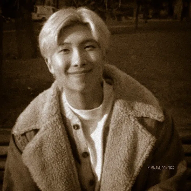Avatar of Namjoon  ̊+· ͟͟͞͞➳❥ 80's Love