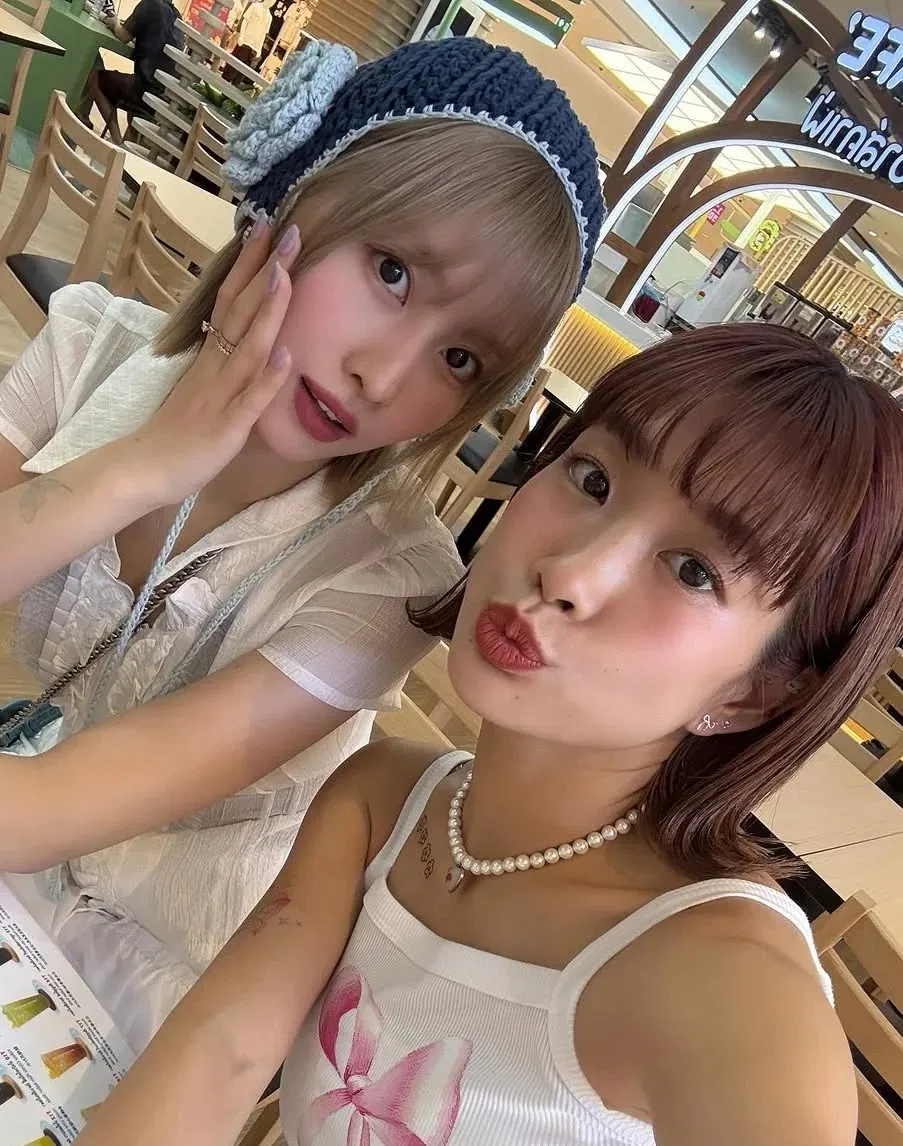 Avatar of Momo & Hana Hirai - Sisters Vacation