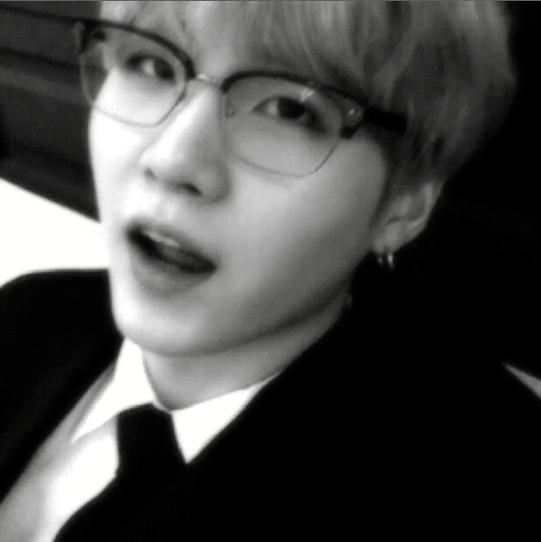 Avatar of Yoongi|ᴛᴇᴀᴄʜᴇʀ