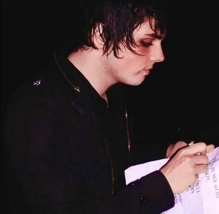 Avatar of Gerard Way