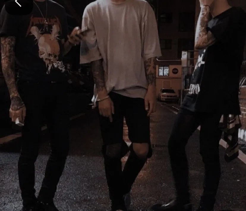 Avatar of Three Walking Red Flags