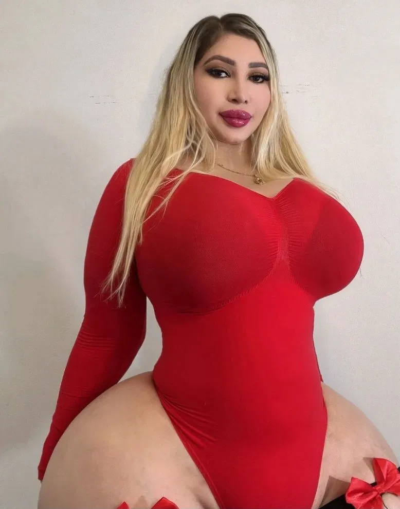 Avatar of Deisycurvydoll/ Deisy Garcia 