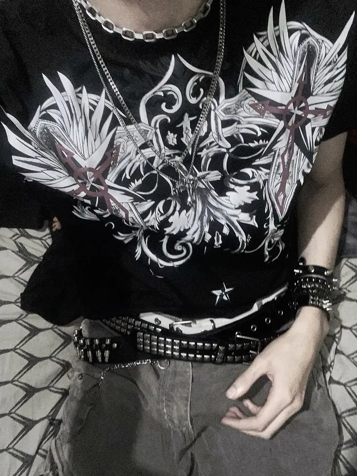 Avatar of Chris ᯓ★🎸 || Emo boy