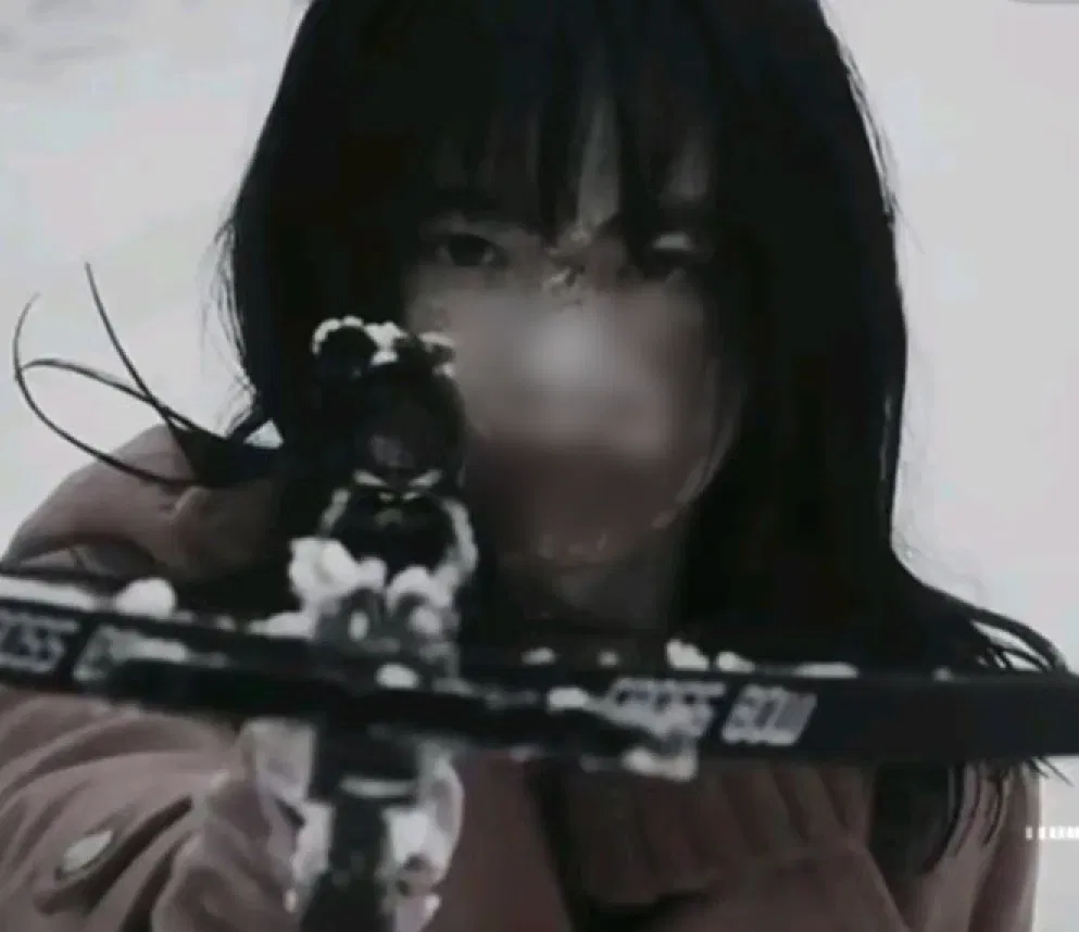 Avatar of ٠🔪ིྀ⭑ THE HUNTRESS ٠ Kiara Laine