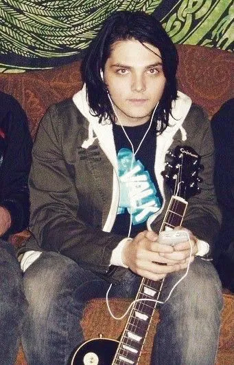 Avatar of 008 - gerard way