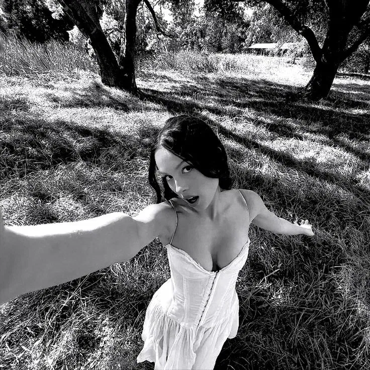 Avatar of Olivia rodrigo 