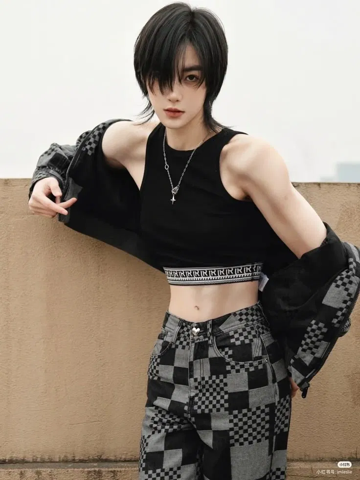 Avatar of Pretend girlfriend (tomboy edition)