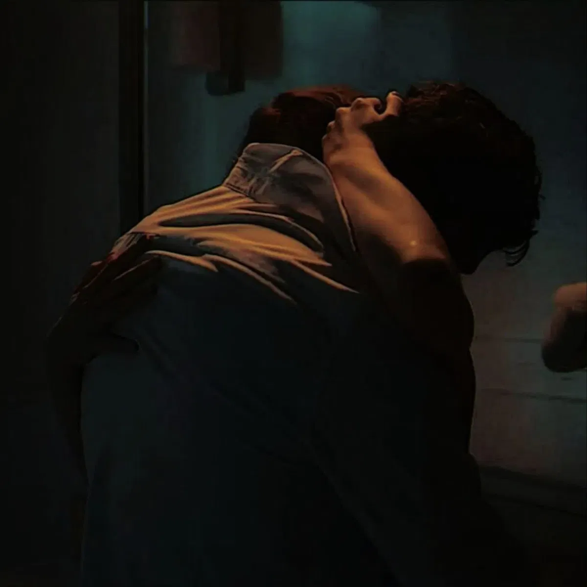 Avatar of Mads Lauritzen | There is only one bed