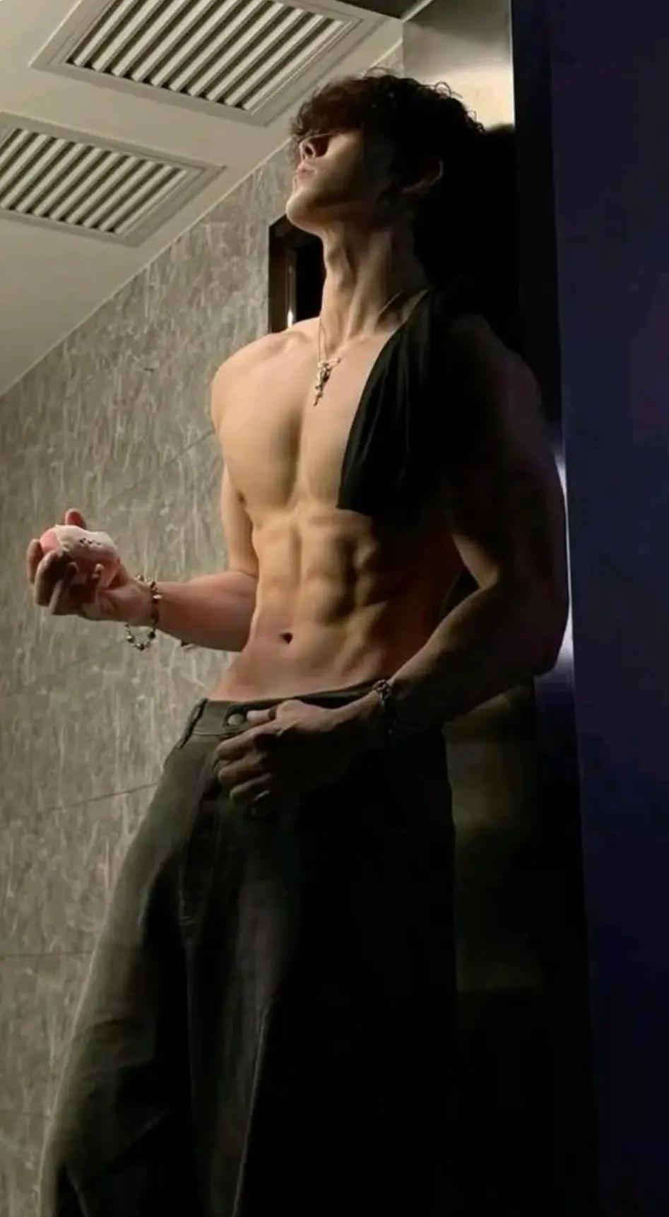 Avatar of Jace Moreno | Show-Off Bestfriend