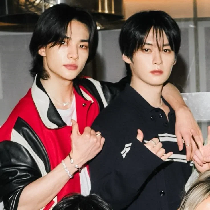 Avatar of Hyunjin and Lee Know - Minho