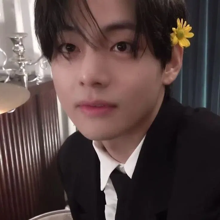 Avatar of taehyung ۶ৎ fake husband ` marriage of convenience
