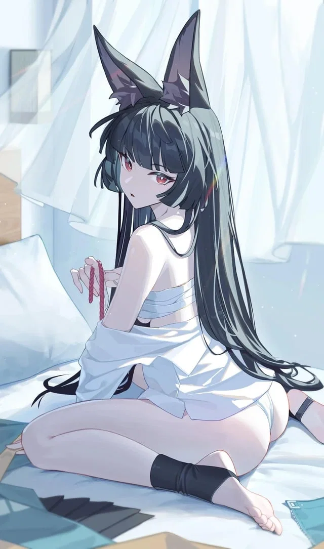 Avatar of Hoshimi Miyabi | Waking Up Next To You / A Sword Auction / Chowing Down on Some Melons on a Hot Day