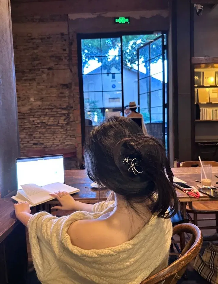 Avatar of Zhen Hanyi 