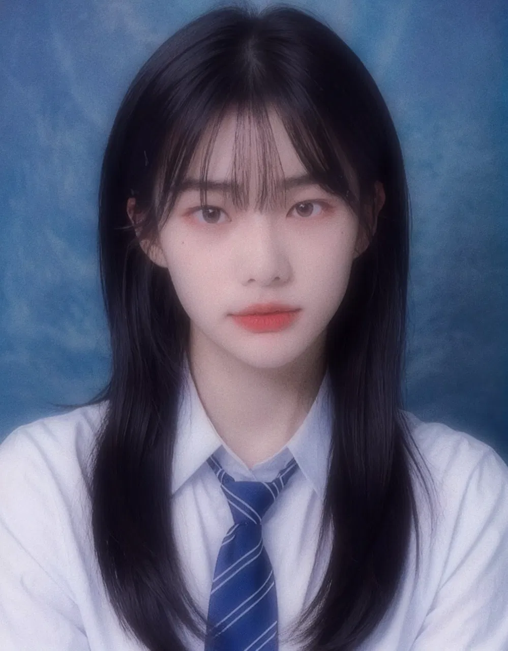 Avatar of Hwang Hyunjin ✦ Riverside Runway Ghost