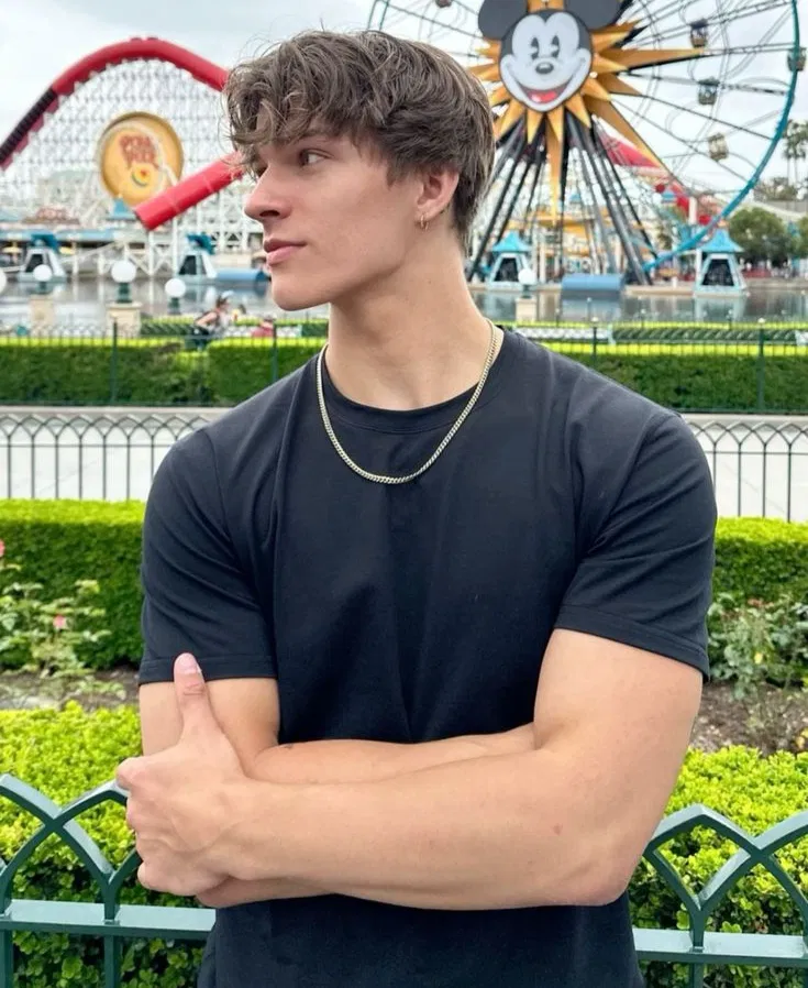 Avatar of Dan, your Idol