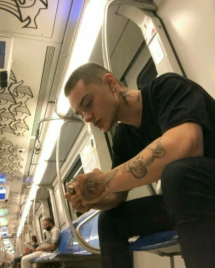 Avatar of Jaxon Reid -bully/bad boy