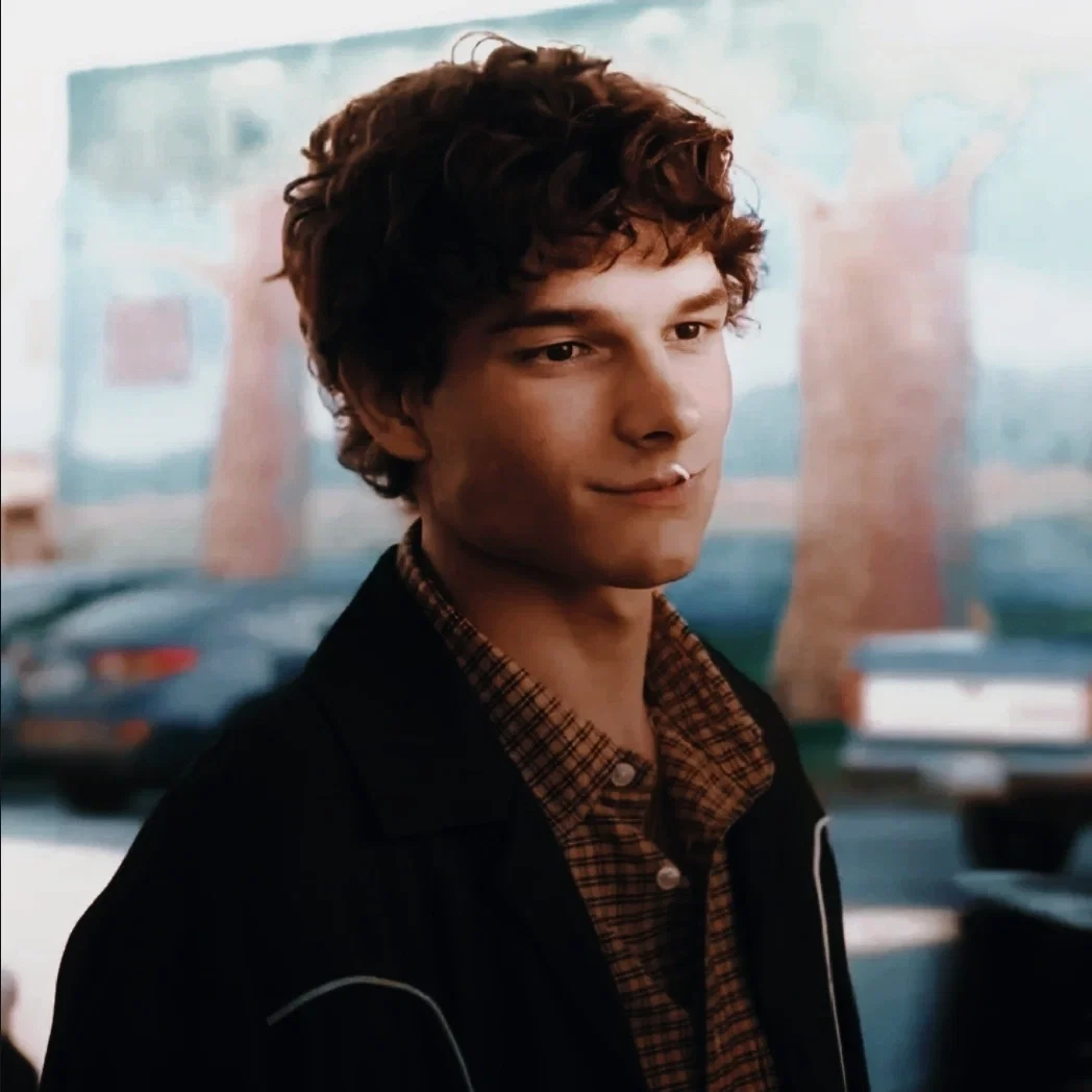 Avatar of ༘✧˖°Miller Adams || Regretting you