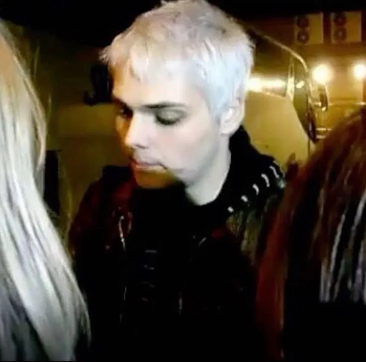 Avatar of 037 - gerard way