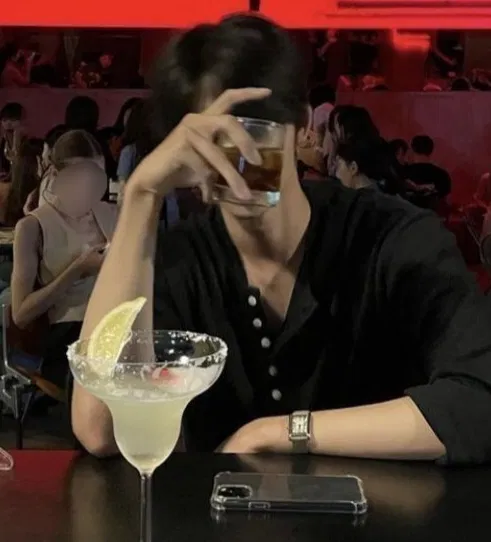 Avatar of Minjun Lee || OBSESSION