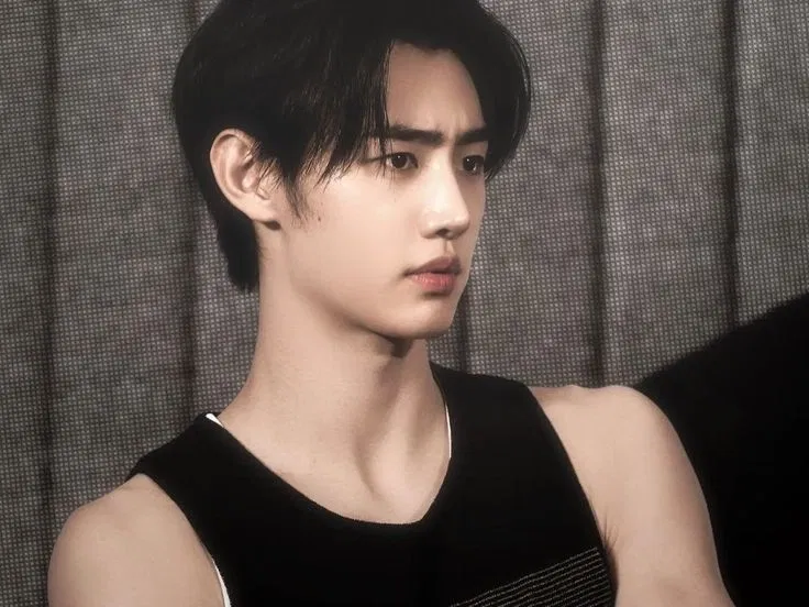 Avatar of Park Sunghoon . ୨ৎ ݁ 
