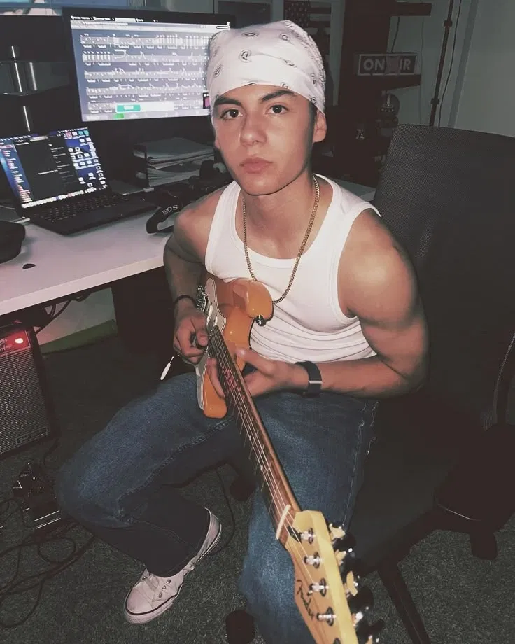 Avatar of Robin Arellano