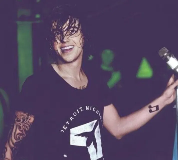 Avatar of ' Kellin quinn '