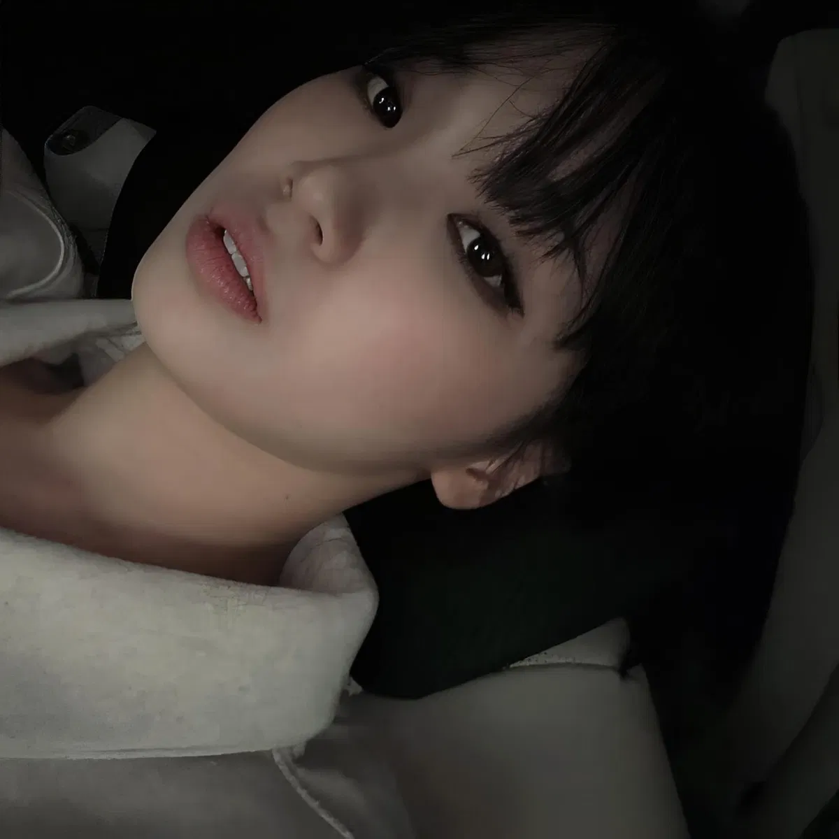 Avatar of Kim Chaewon | caring gf
