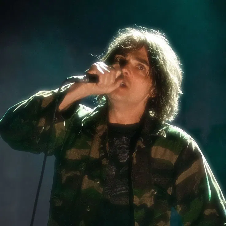 Avatar of Gerard Way - 24