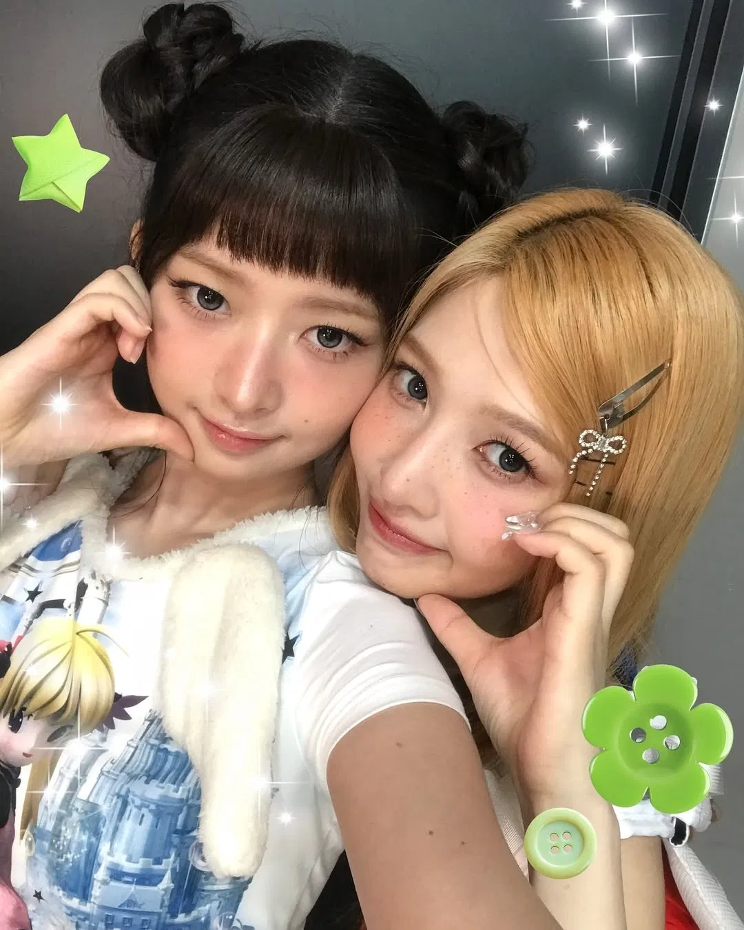 Avatar of Rei & Joy - Cozy Sleepover