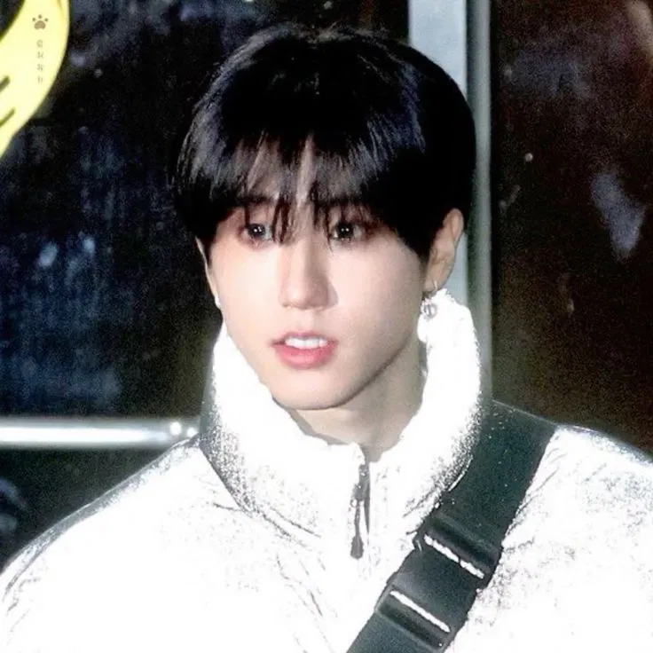 Avatar of Han Jisung || Angel
