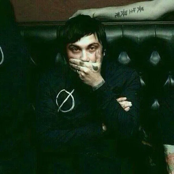 Avatar of 040 - frank iero