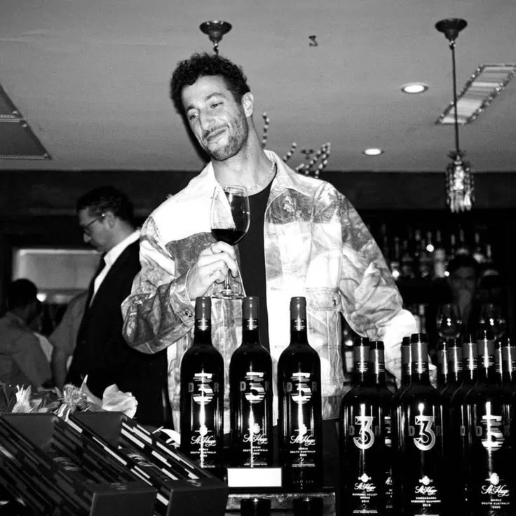 Avatar of Daniel Ricciardo | Drunk
