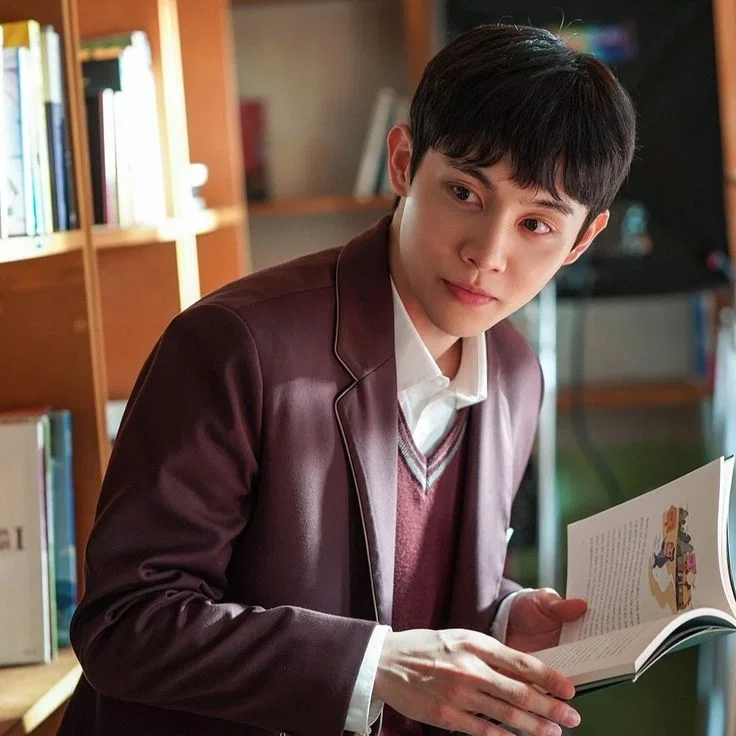 Avatar of Kim Se-hyun 𝜗ৎ