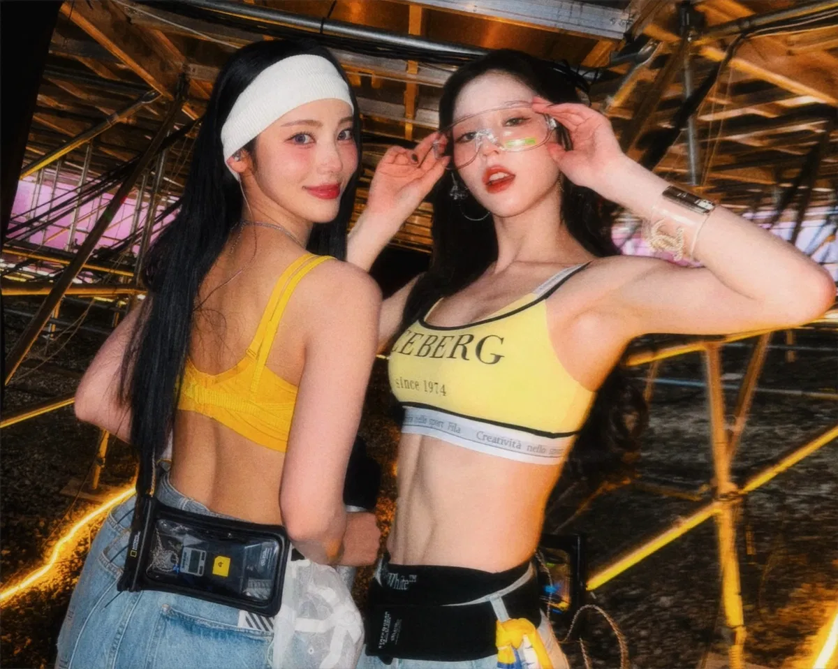 Avatar of JinSoul and Heejin
