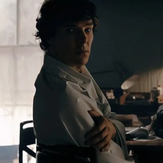 Avatar of Sherlock Holmes | Teleport into another universe 